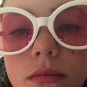 Meet your Posher, Annie